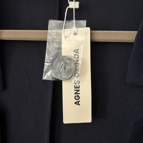 BRAND NEW Agnes Orinda Navy Women's Blazer Lined w/ Long Sleeves and 1 Button Up - Picture 2 of 12